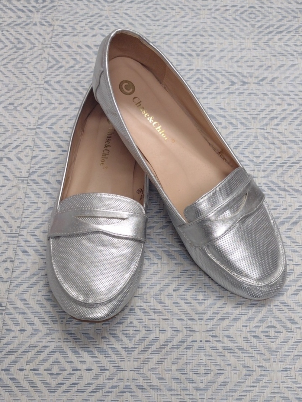 Chase + Chloe Frozen-2 Metallic Silver Penny Loafers